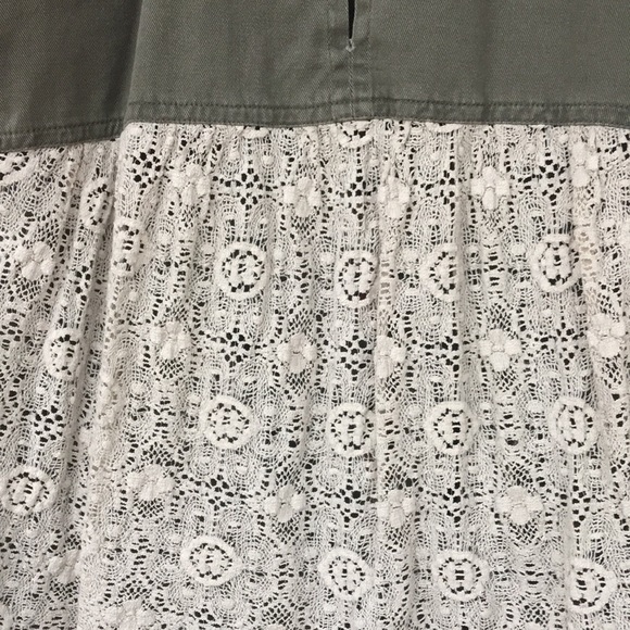 BKE gimmicks beaded lace back utility boho vest - Picture 10 of 10